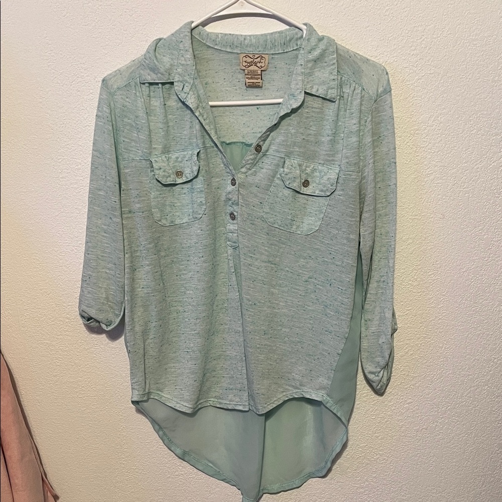 eyelash couture Mint Green Lightweight High-Low Blouse